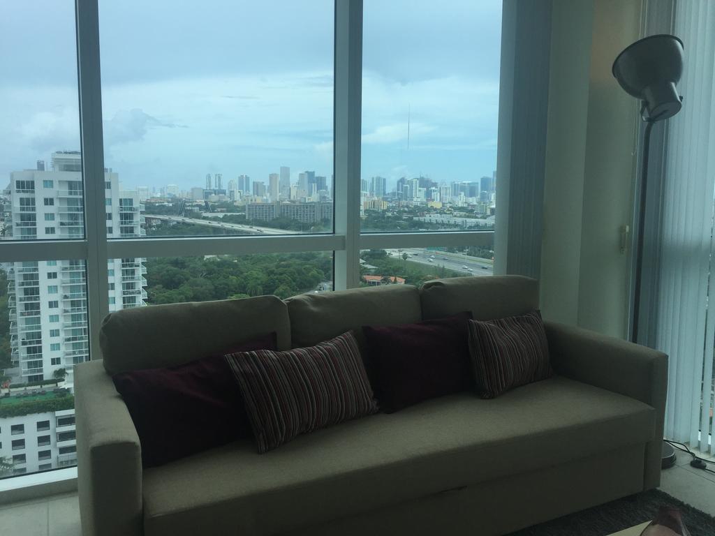 Lyx Suites By The Miami River Εξωτερικό φωτογραφία